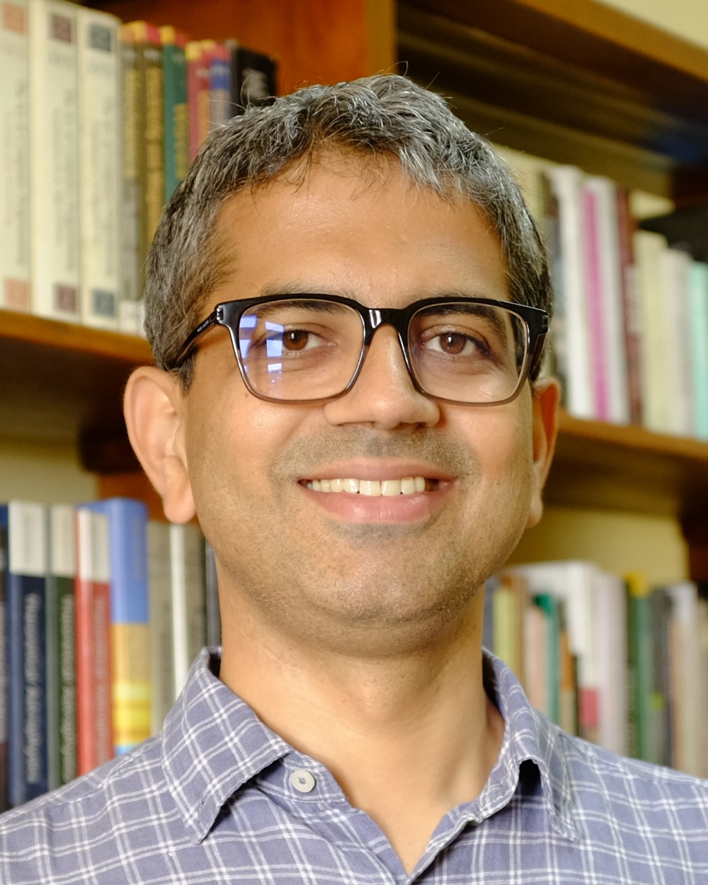 Photo of Girish  Kulkarni